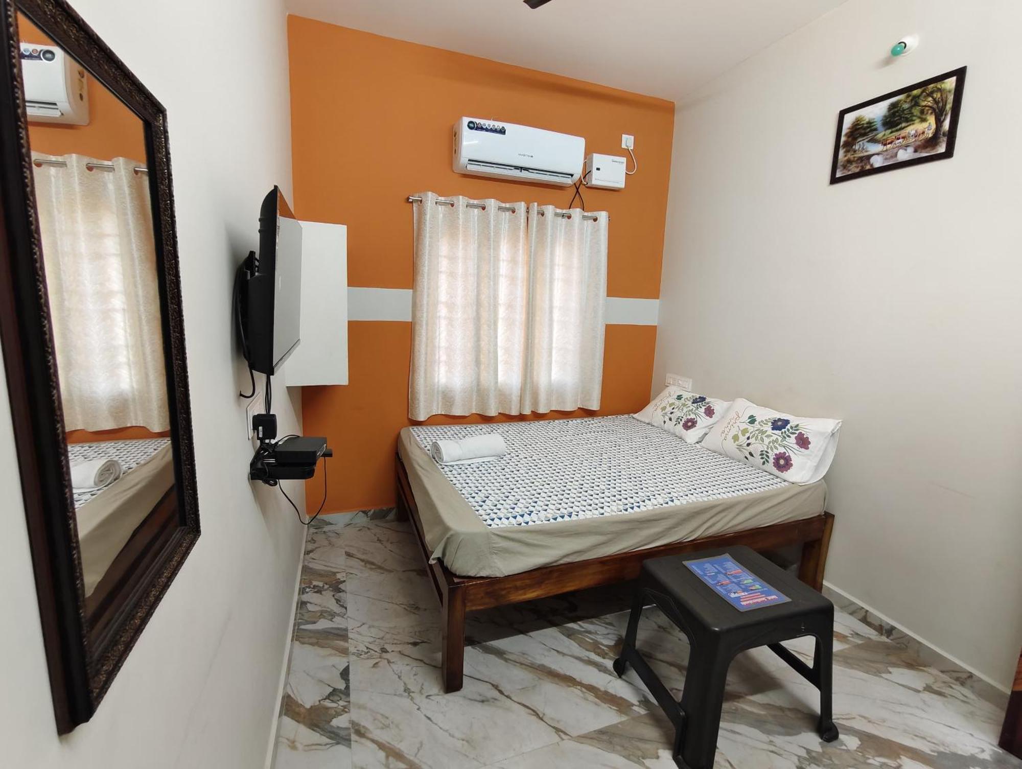 Gratitude Inn, Near Serenity Beach Пондичерри Экстерьер фото